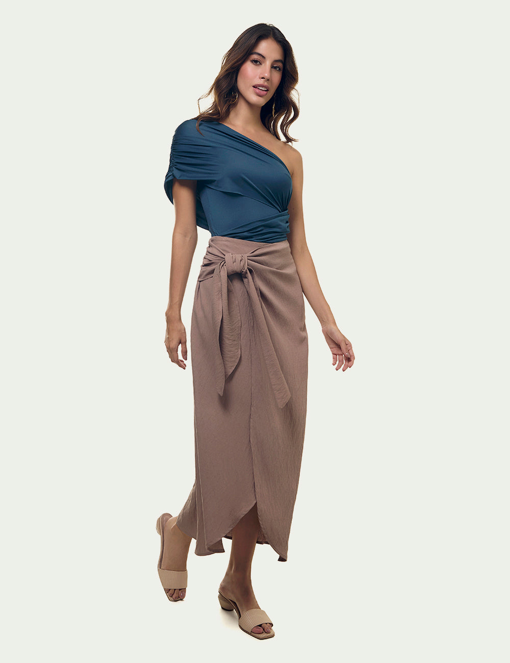 Falda Plena - Camel