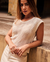 Blusa de lino manga corta - foto de modelo