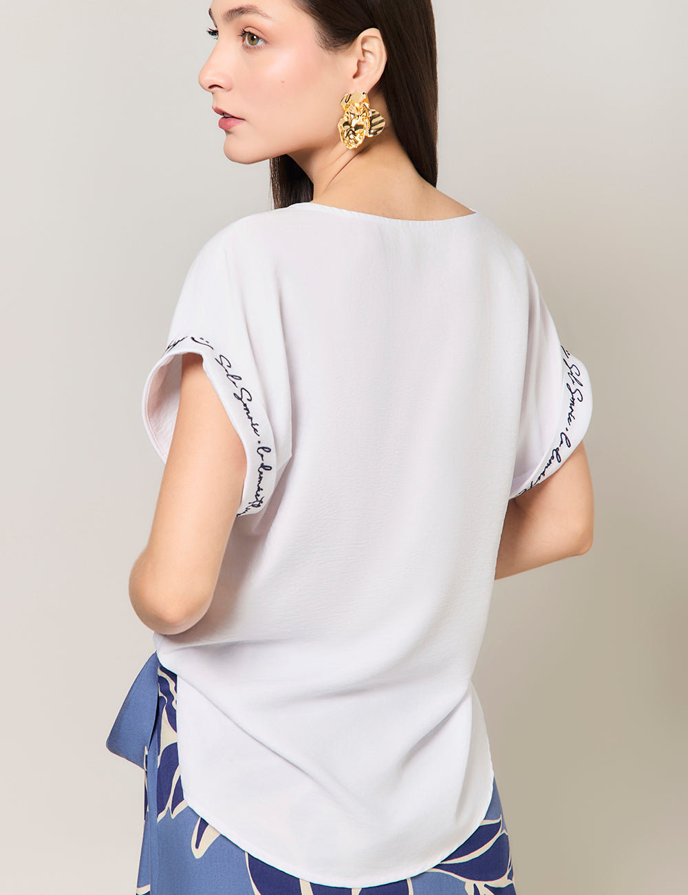 Blusa "Solo sonríe" - Blanco